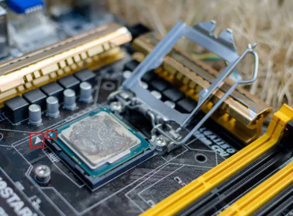 Arrow Markings on processor and board socket