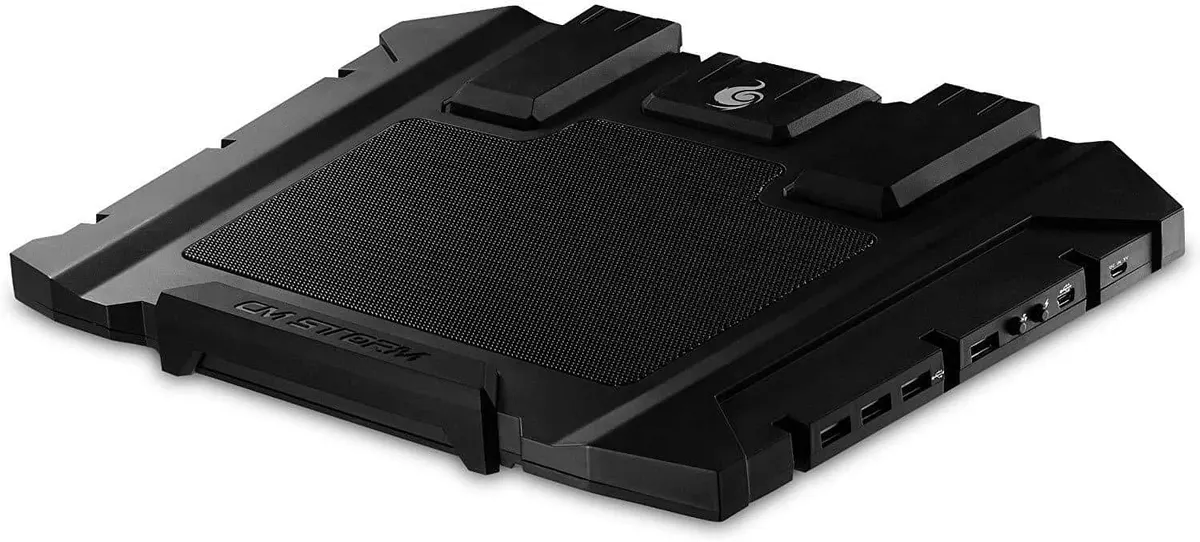 CM Storm SF-15 